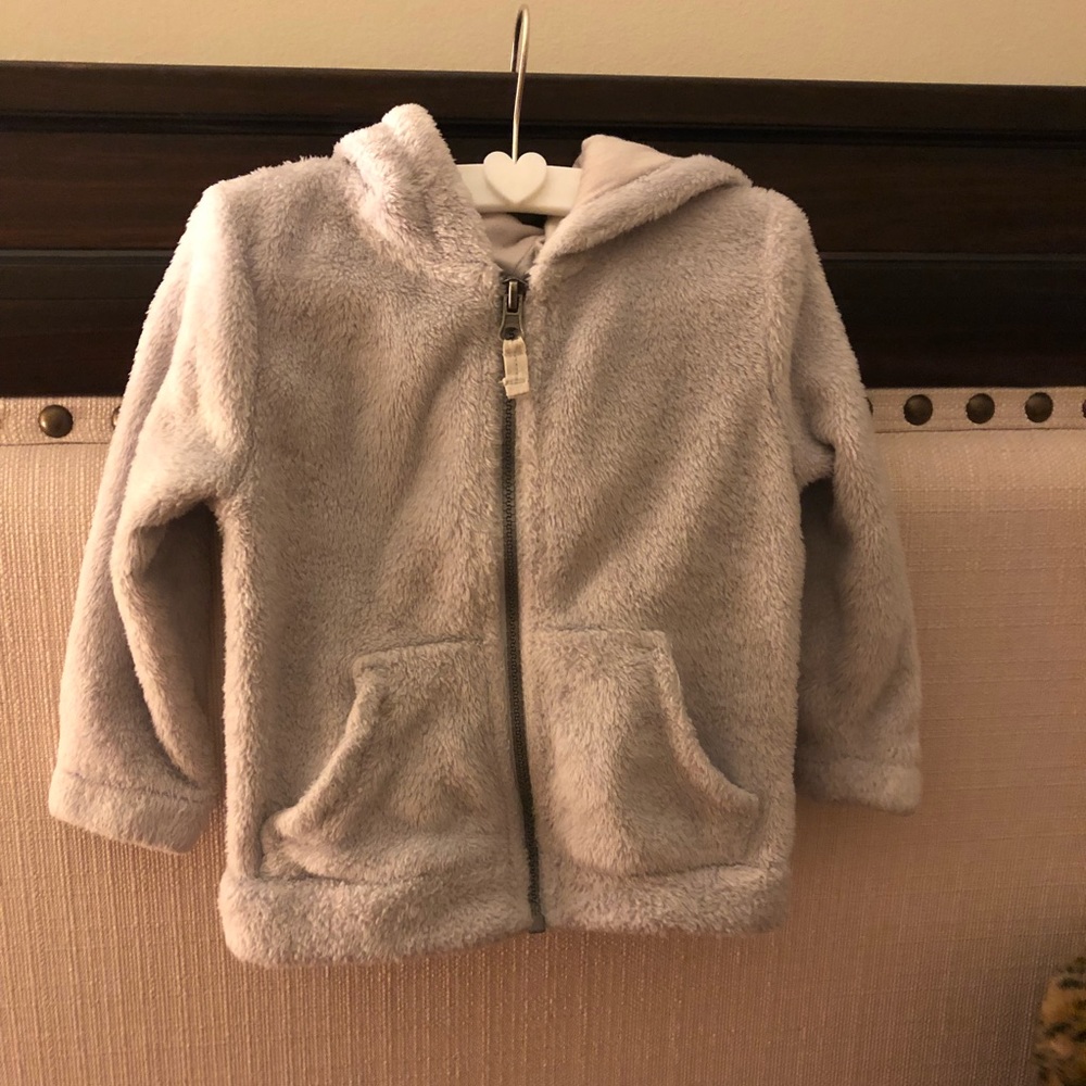 Hooded sweater